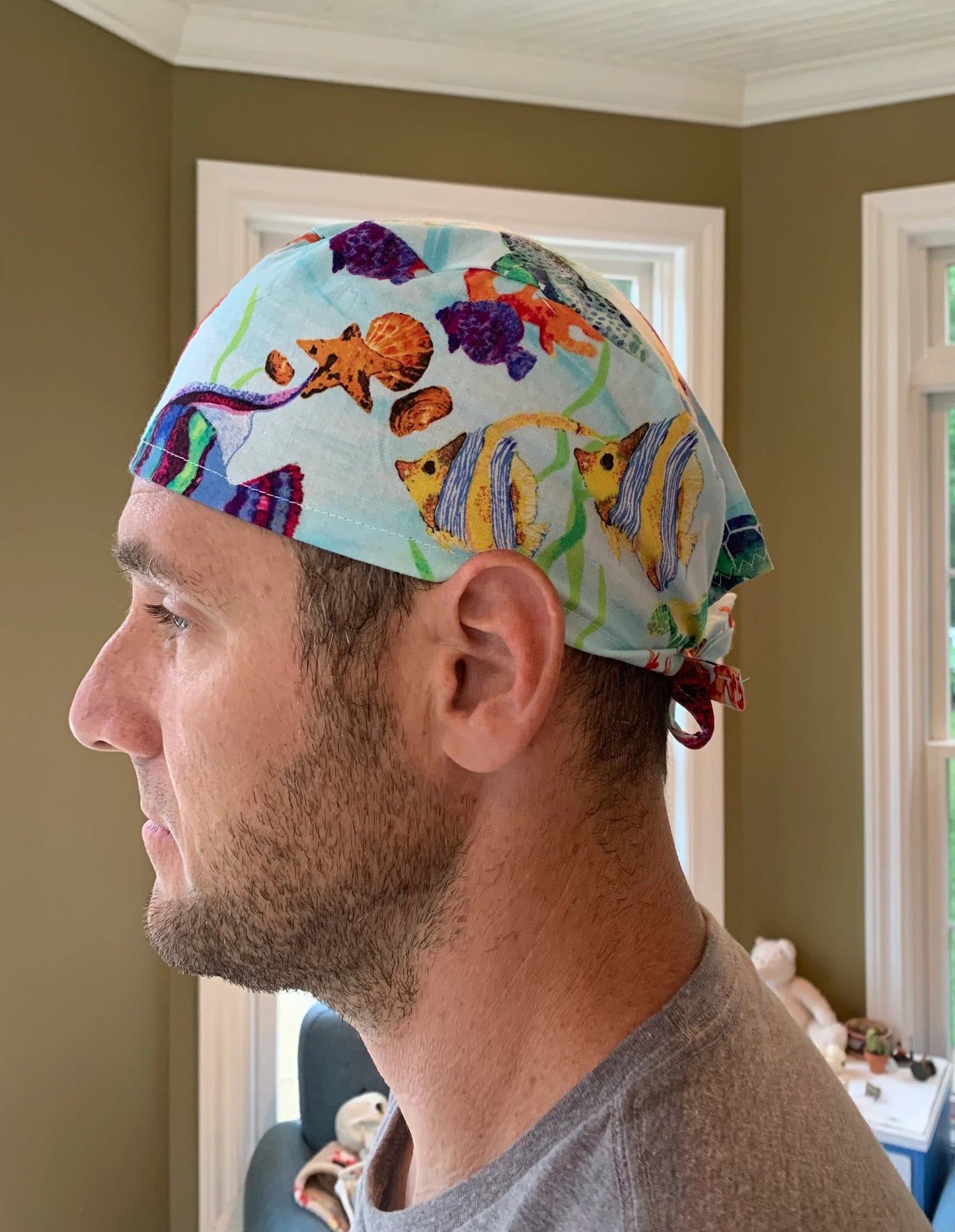 Sea creatures tropical fish scuba skull scrub cap mens