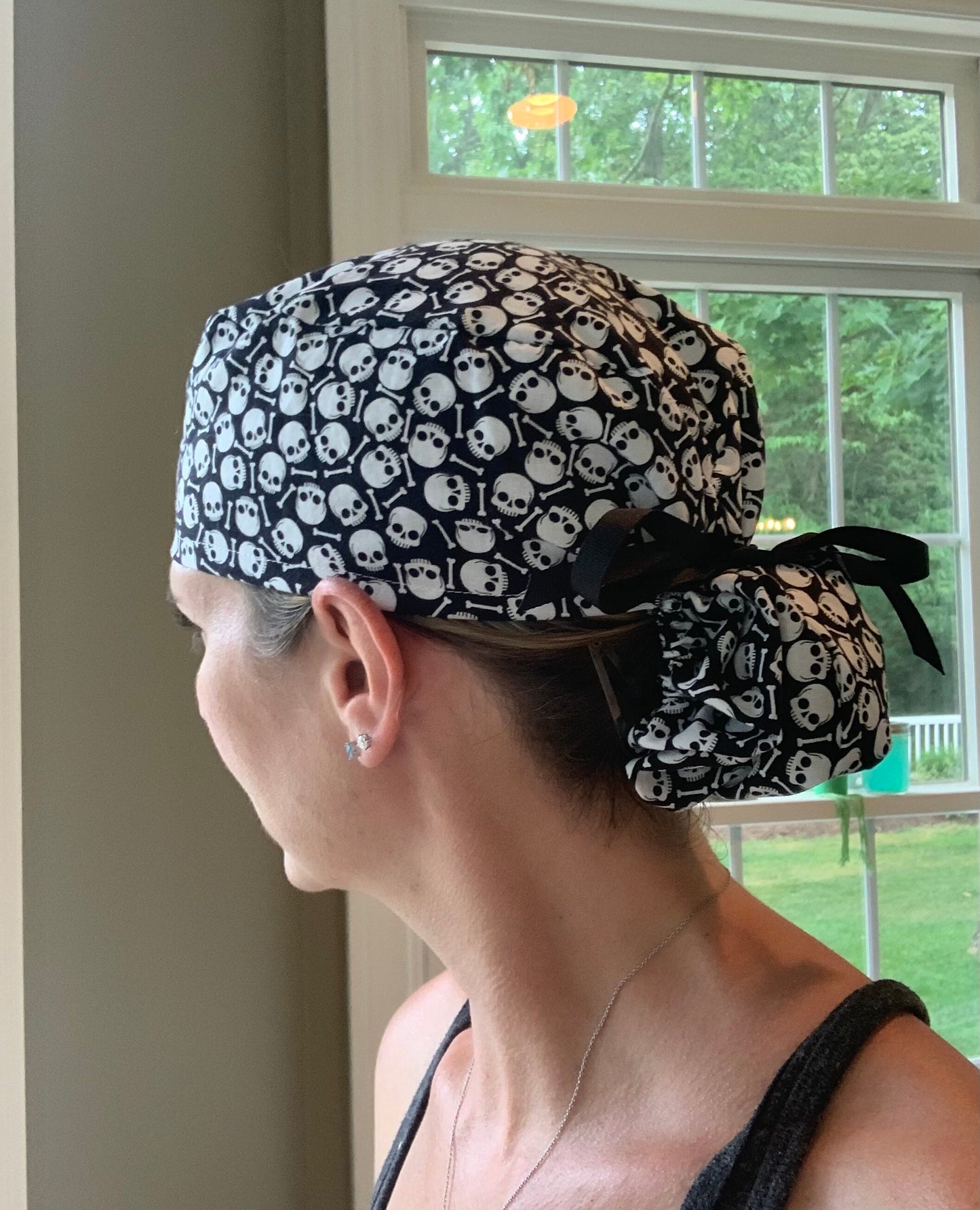 Skull skulls bones ortho orthopedics ponytail scrub cap womens