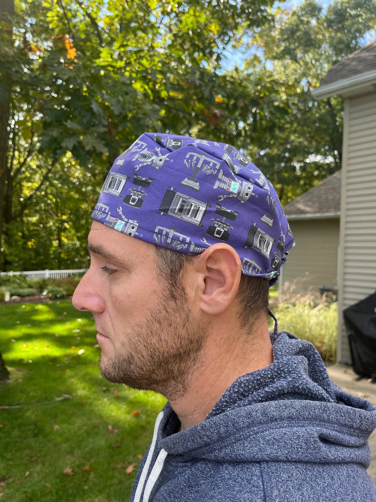 Da Vinci robot robotic surgeon purple skull scrub cap mens
