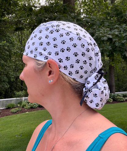 Black white paws ponytail scrub cap womens